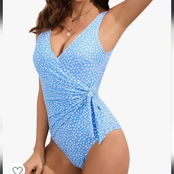 Other - Blue & White Speckled Scoop Back V-Neck Cinched Waist One Piece Swimsuit